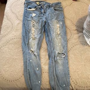 Distressed ankle cut jeans